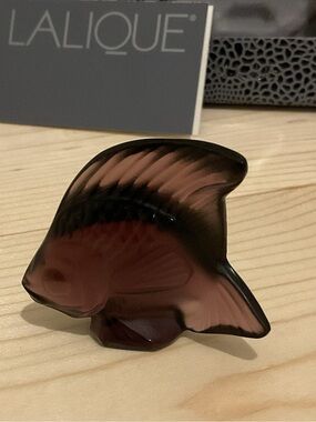Lalique Cachet Poisson Violet Glass Fish Sculpture